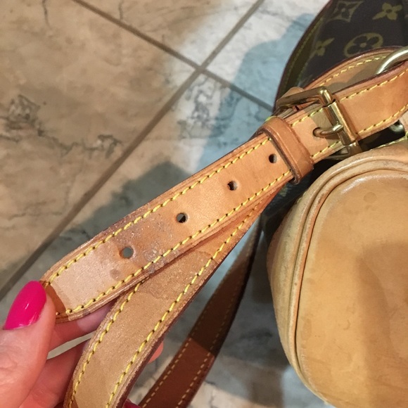 Louis Vuitton Montsouris MM Mini Backpack - Picture 5 of 8